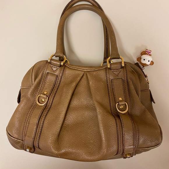 Burberry Handbags - 💯Vintage leather Burberry Bowling purse handbag